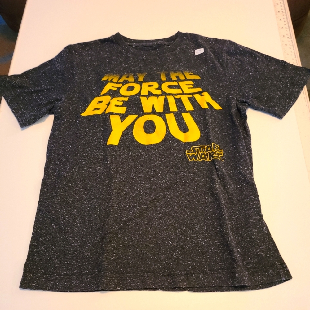 Boys size M Star Wars t-shirt
